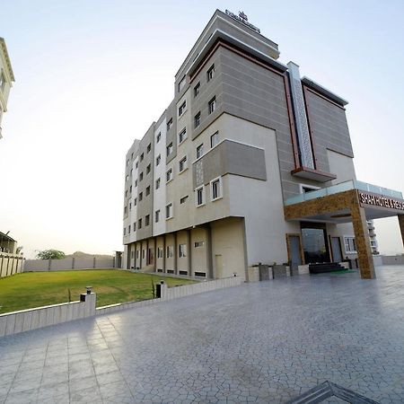 The Sky Imperial - Shahi Hotels & Resort Nāthdwāra Dış mekan fotoğraf