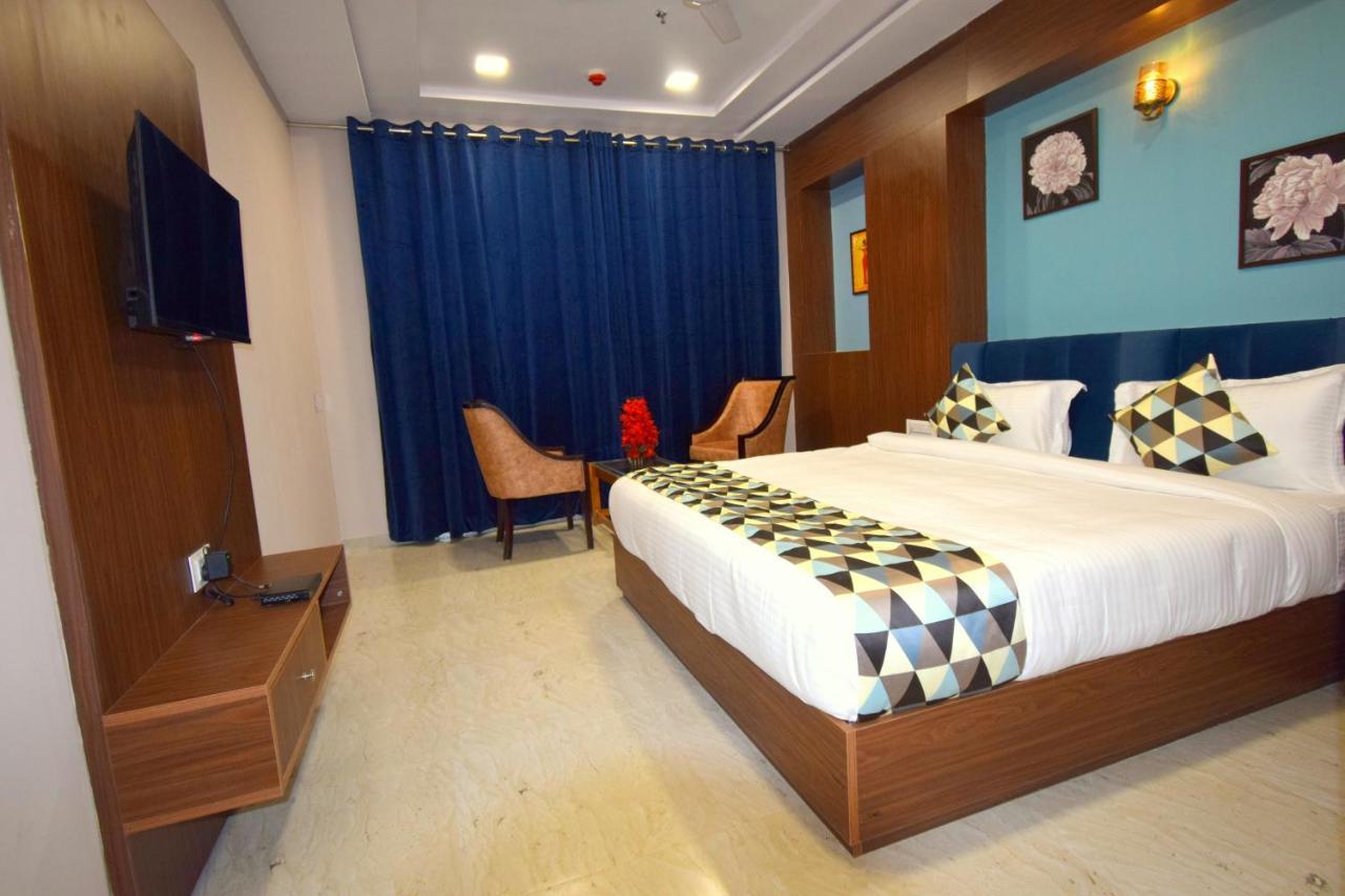 The Sky Imperial - Shahi Hotels & Resort Nāthdwāra Dış mekan fotoğraf