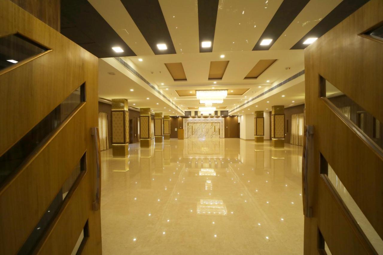 The Sky Imperial - Shahi Hotels & Resort Nāthdwāra Dış mekan fotoğraf