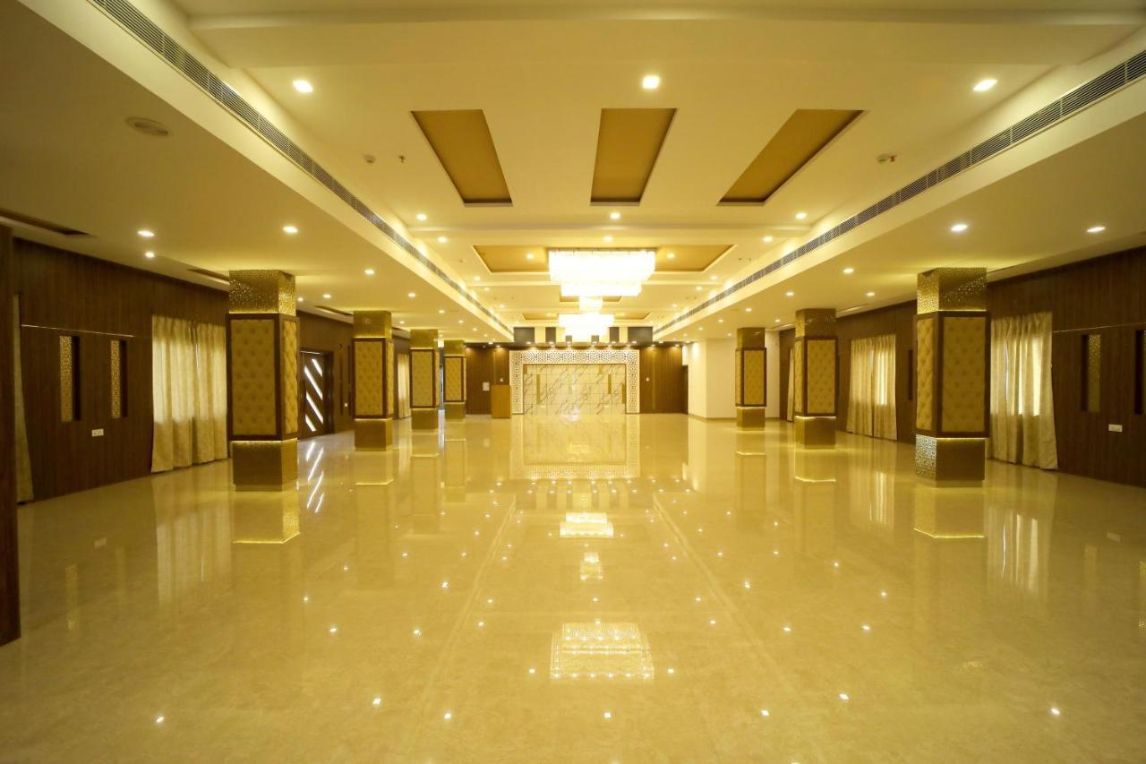 The Sky Imperial - Shahi Hotels & Resort Nāthdwāra Dış mekan fotoğraf